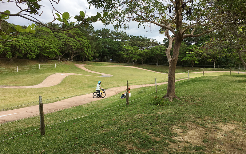 沖縄県民の森の自転車コース